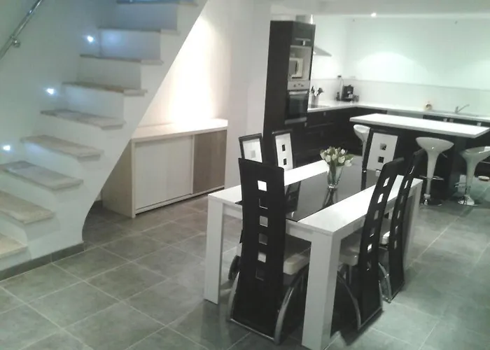 Belle Maison De Village Sur