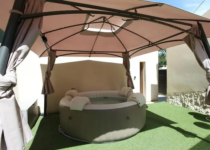 Belle Maison De Village Sur Vakantiehuis *